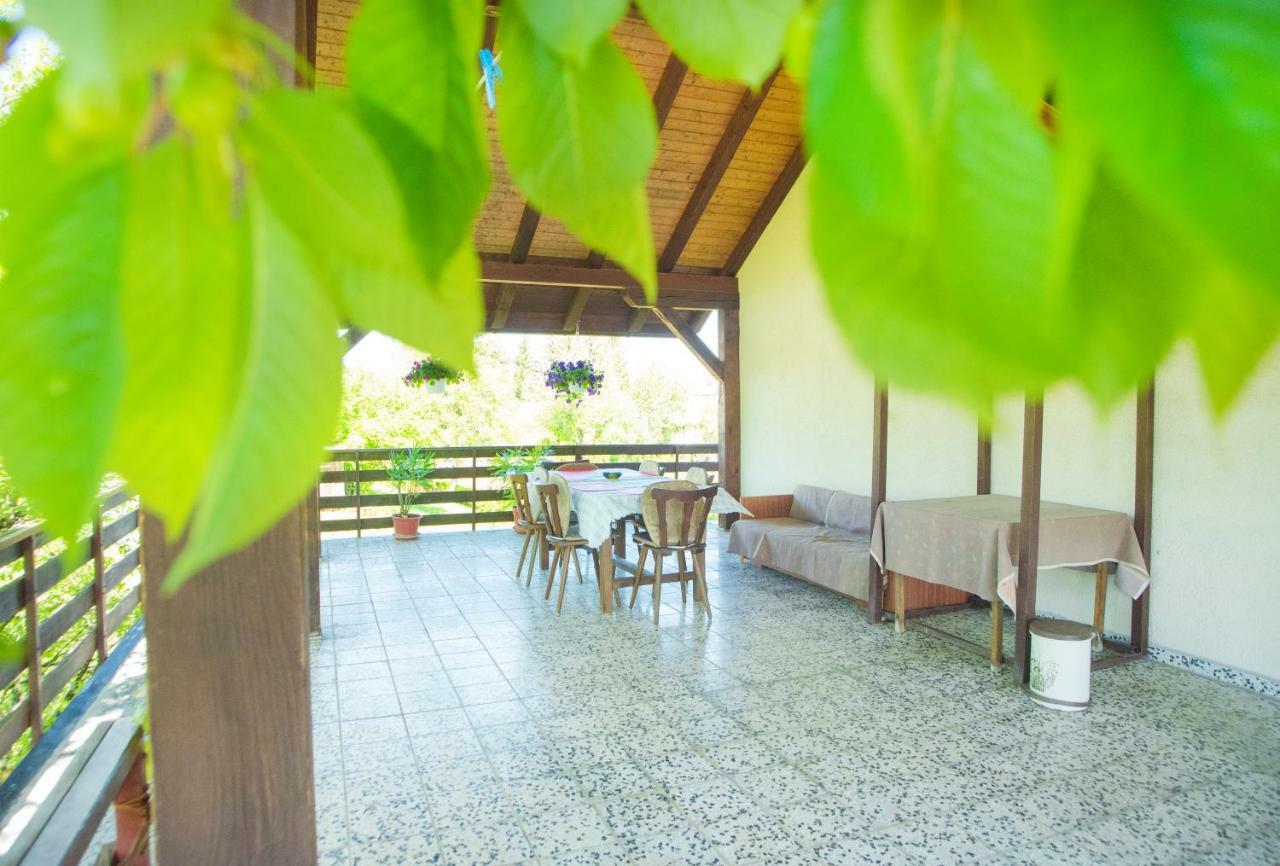 Cherry House Apartment สลูน ภายนอก รูปภาพ