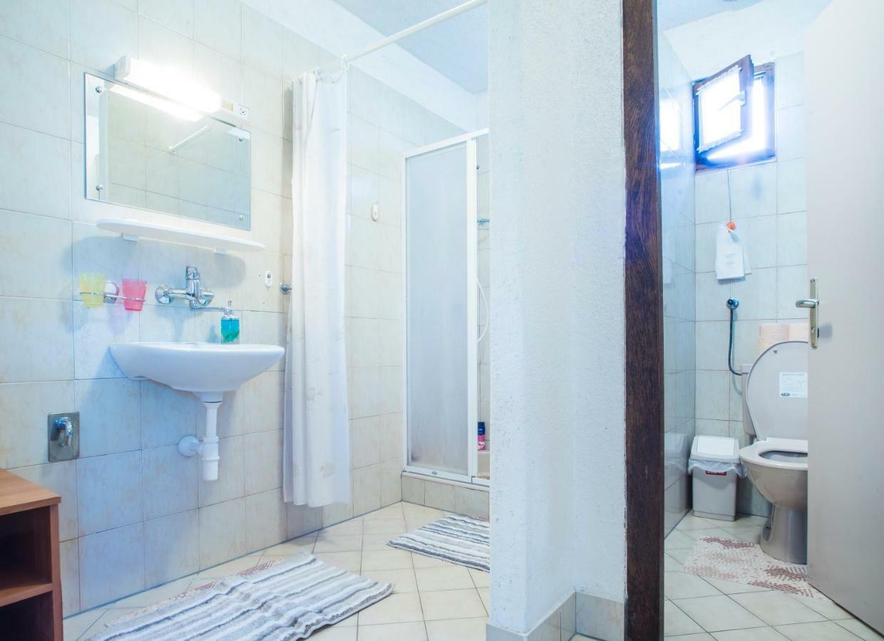 Cherry House Apartment สลูน ภายนอก รูปภาพ