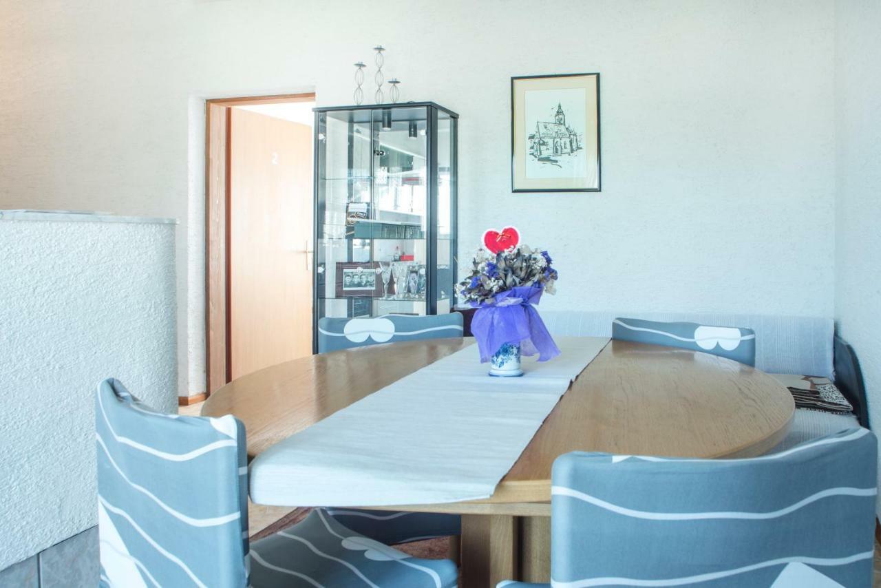 Cherry House Apartment สลูน ภายนอก รูปภาพ